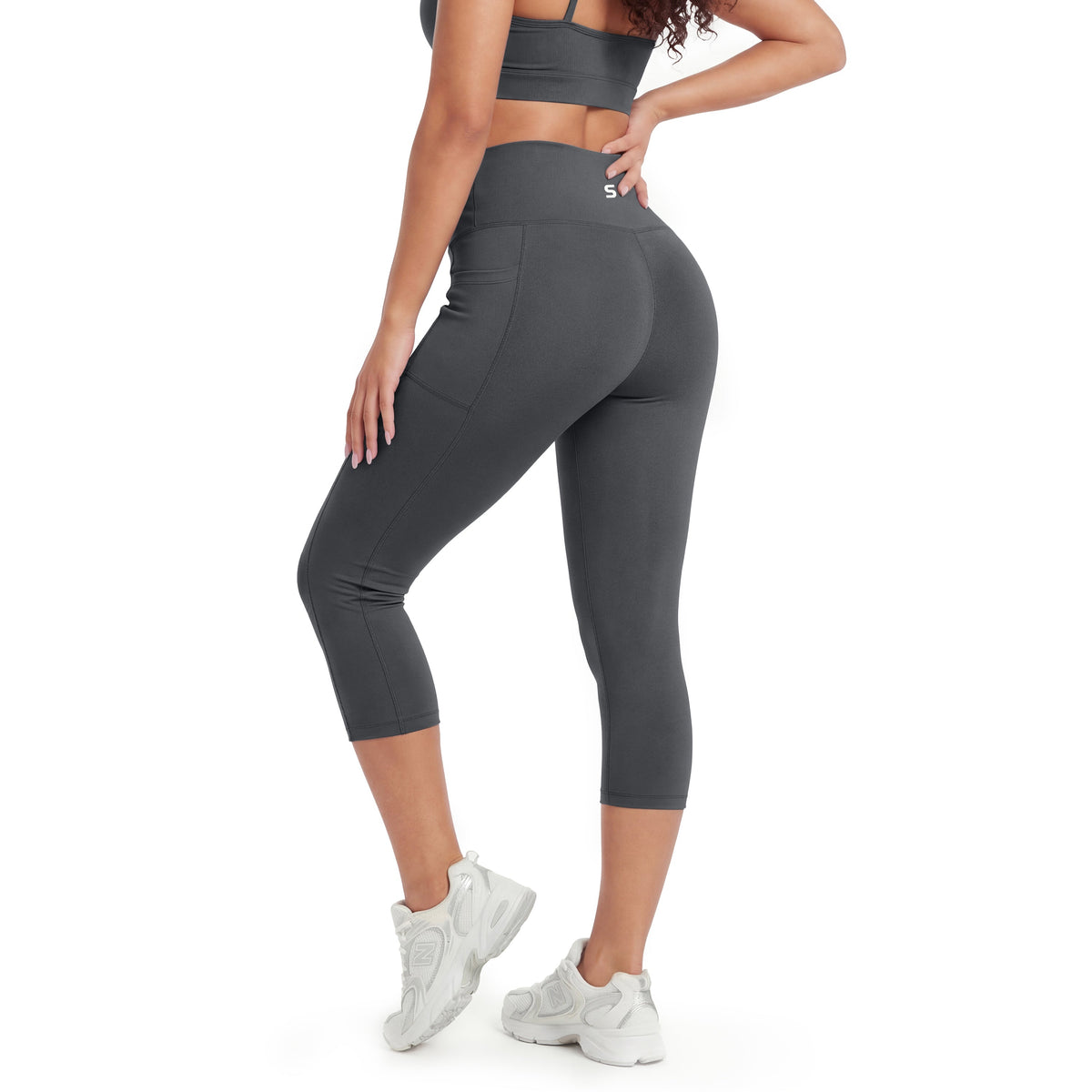 Butt-Lifting Tummy Control Pocket Capris