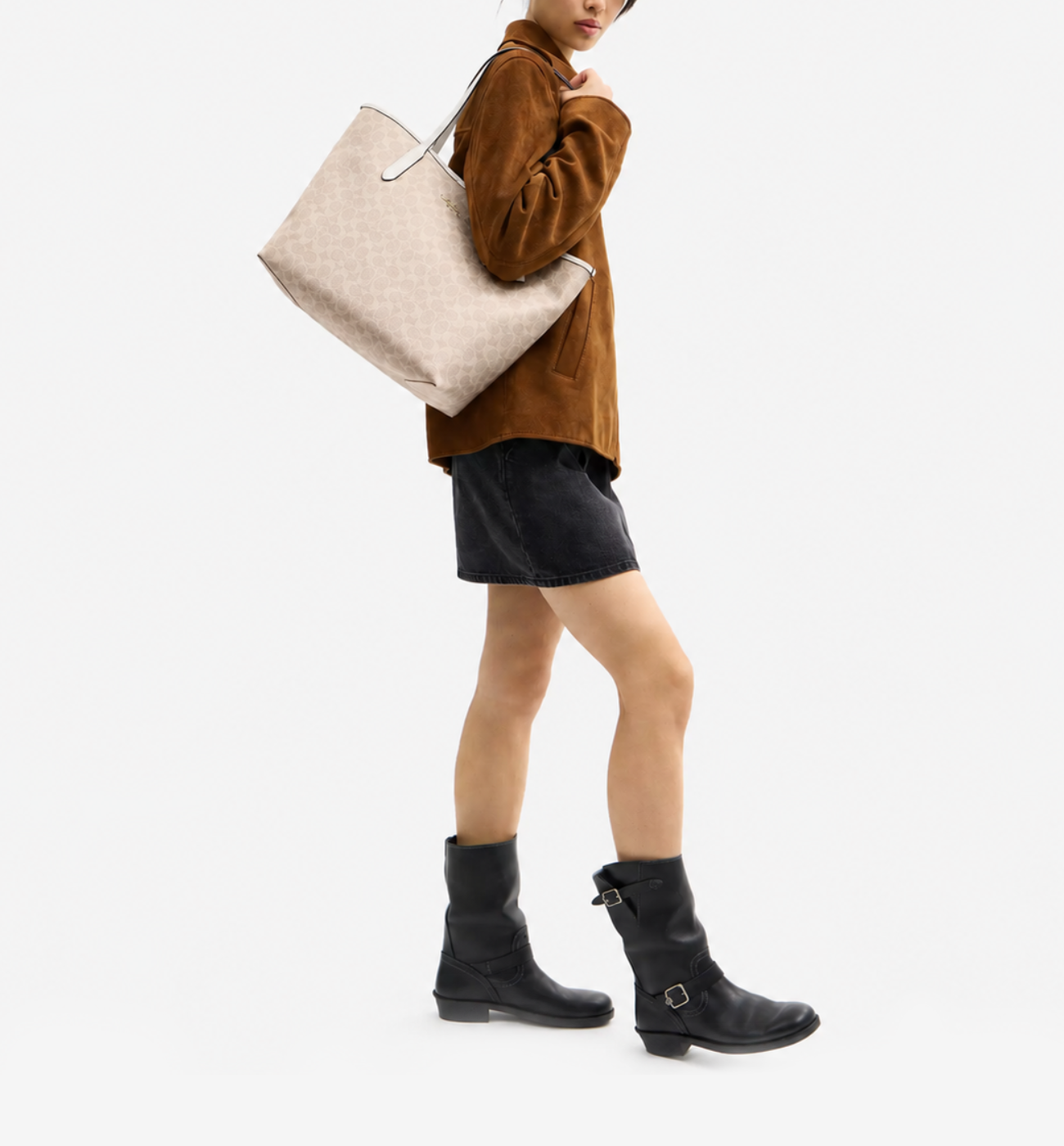 Mollie Tote Bag in Signature Canvas